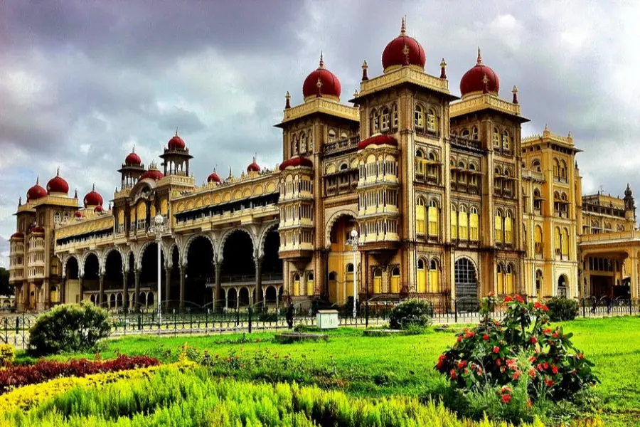 Bangalore – Mysore – Ooty – Kodaikanal Tour