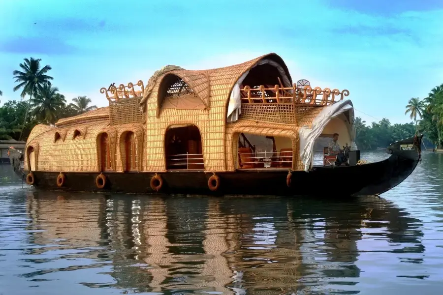 Kerala Houseboat Tour
